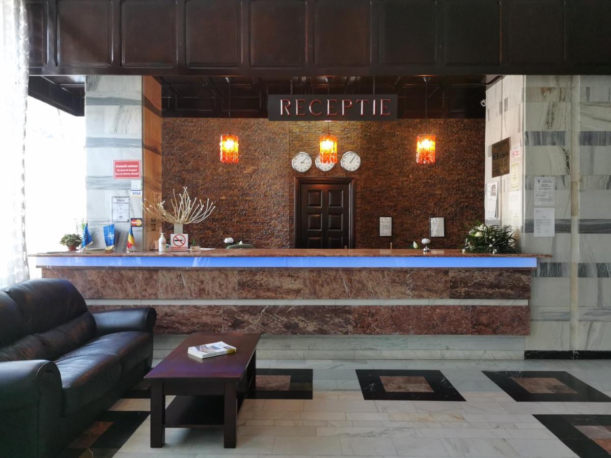 Hotel Unirea Focşani Екстериор снимка