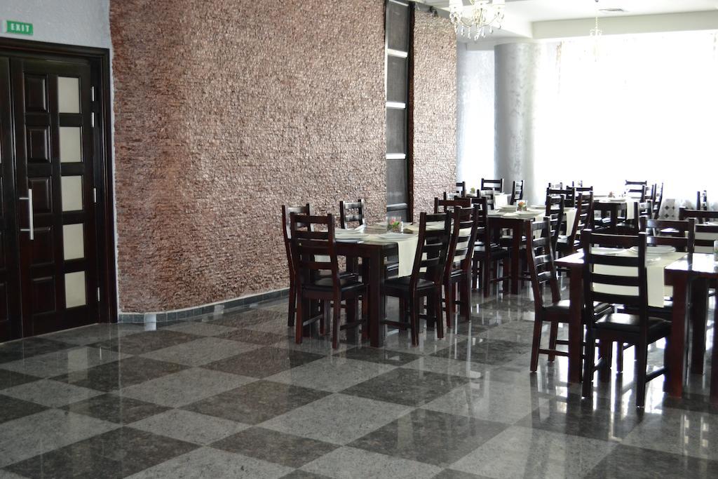 Hotel Unirea Focşani Екстериор снимка